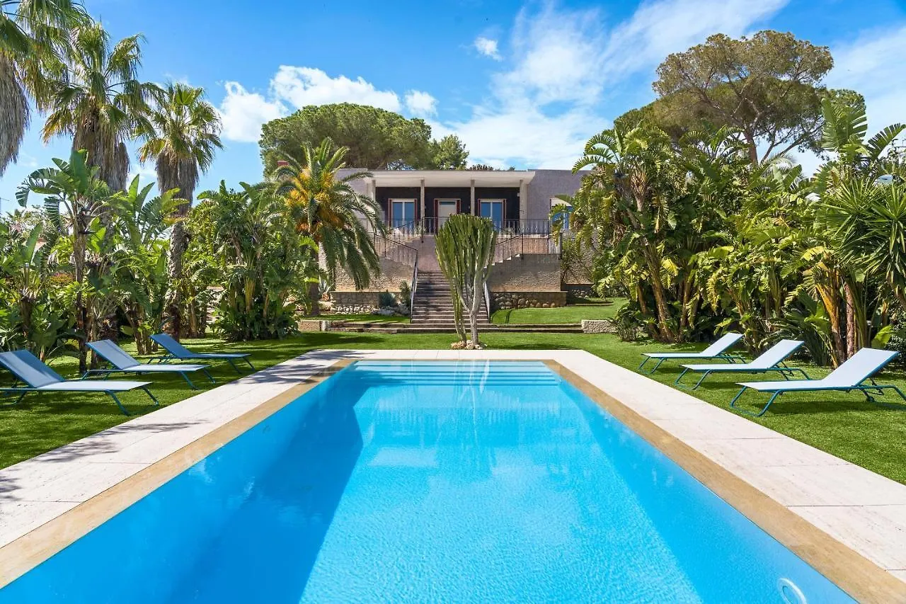 La Belle Villa Fontane Bianche Italy